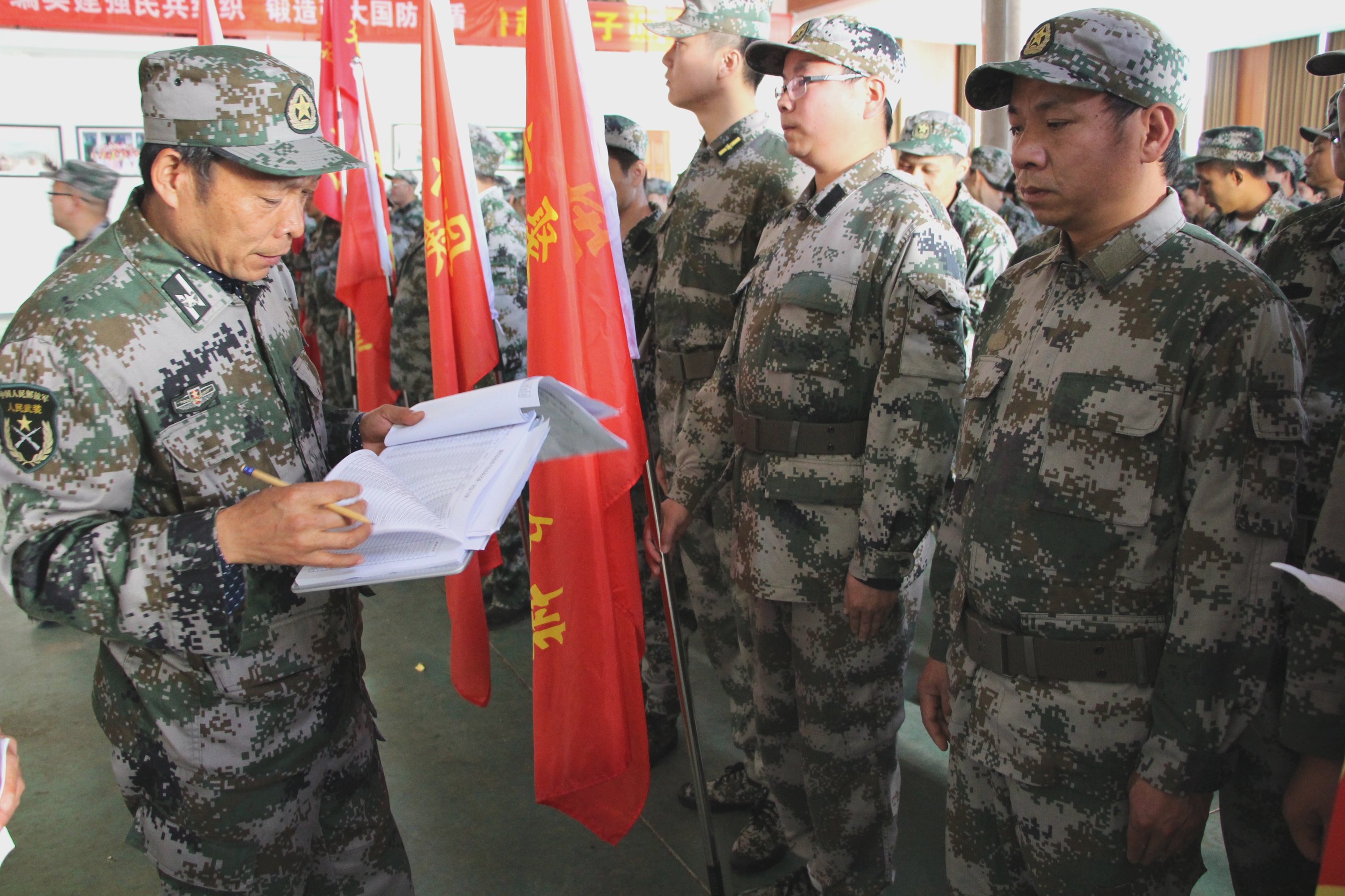 【金年會武裝】金年會航空小鎮民兵應急分隊參加大市聚鎮民兵整組點驗大會